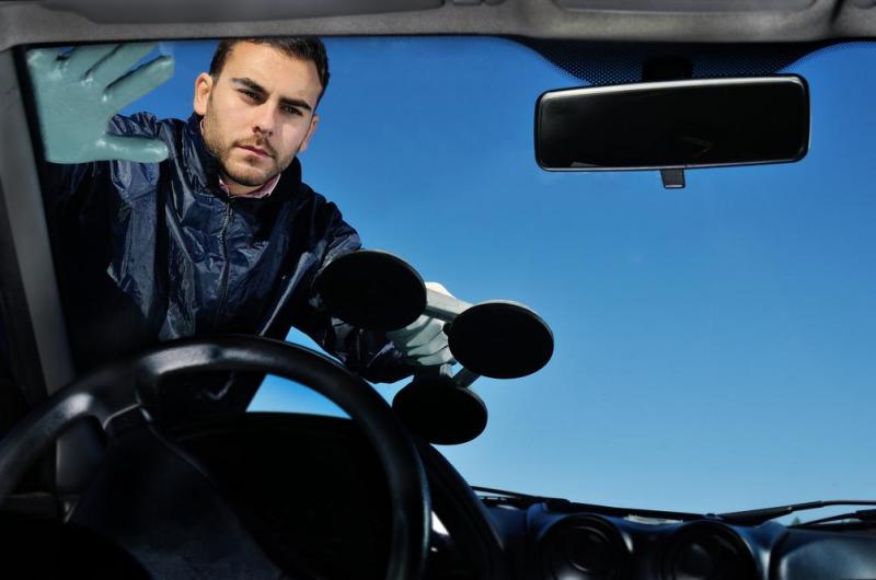 Lustrage de voiture &agrave; Violay pour une protection durable et &eacute;clatante